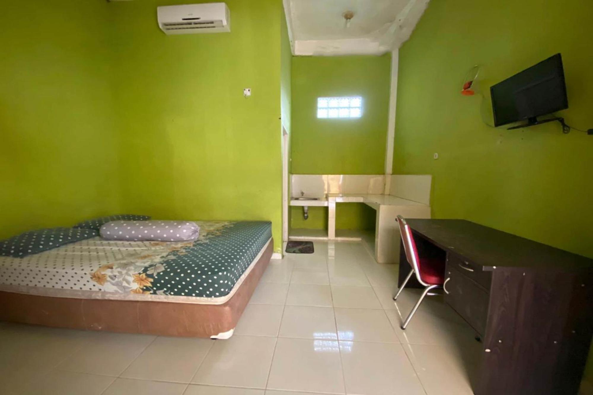 Hotel Oyo Life Afny Kost 1